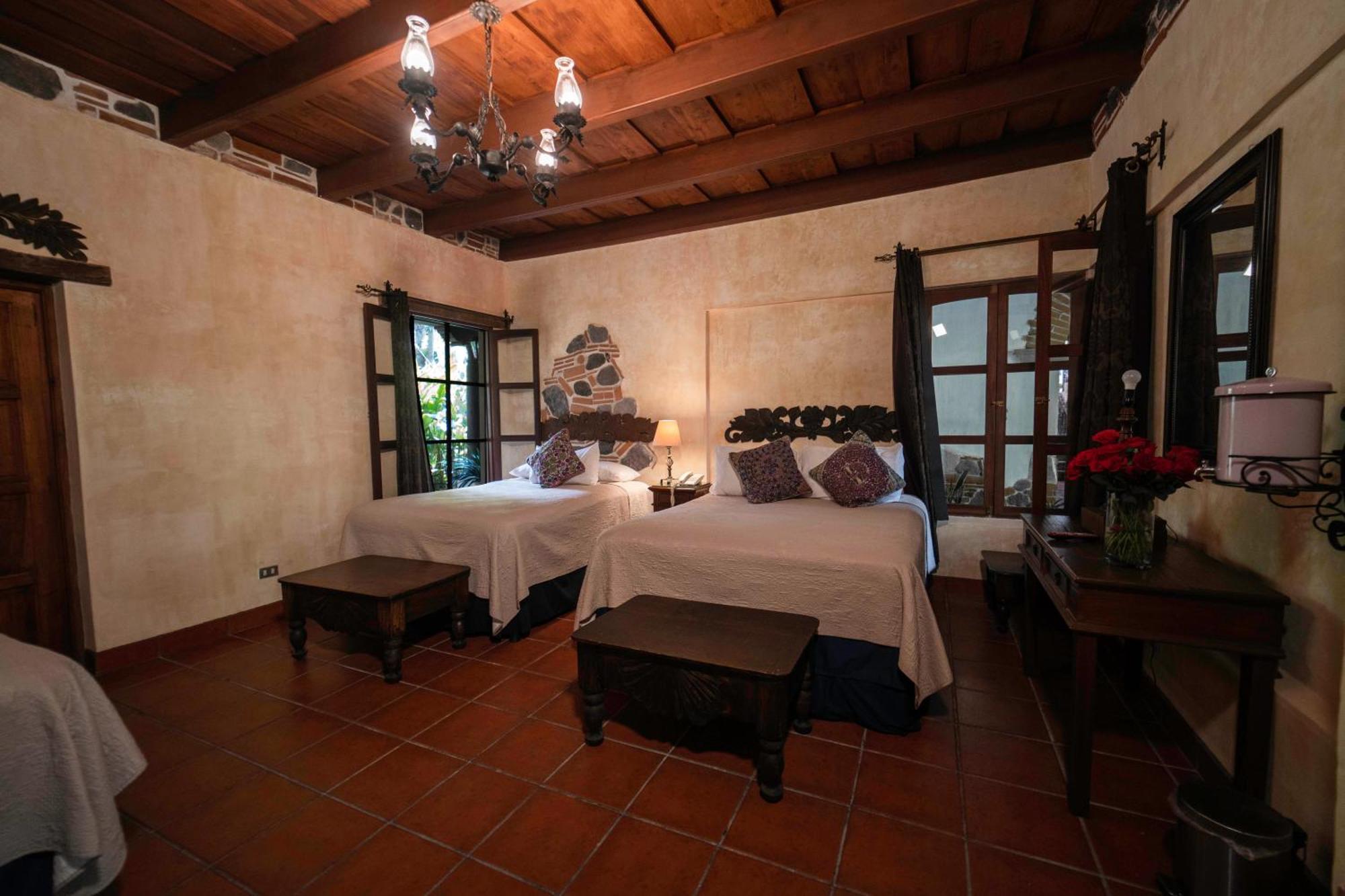 Hotel Real Plaza Antigua Kültér fotó