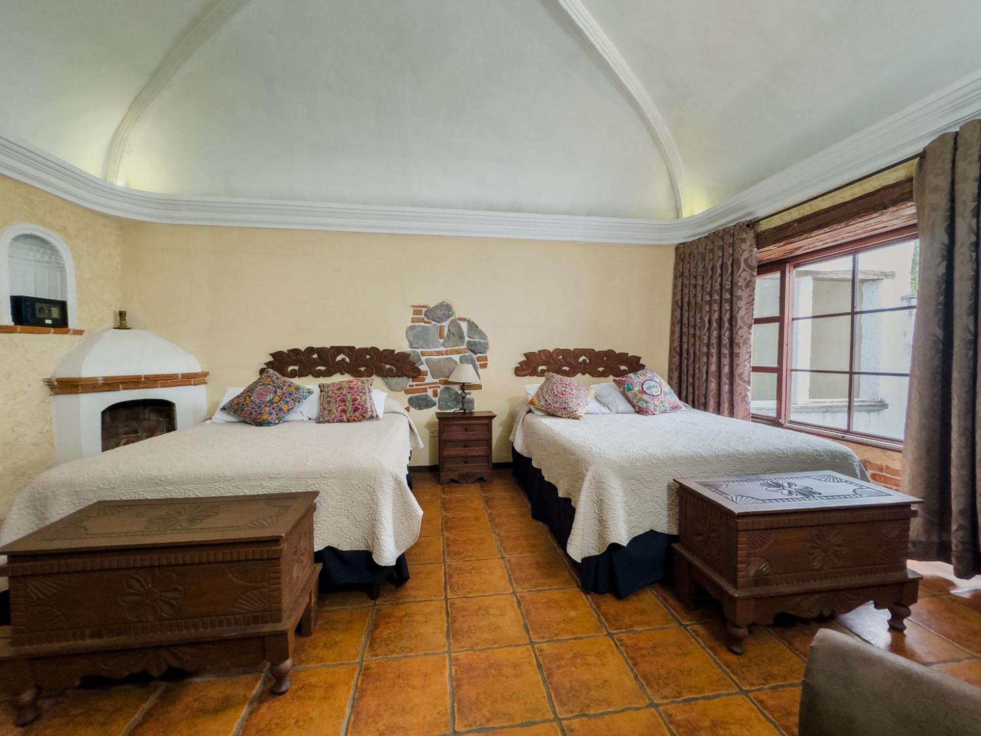 Hotel Real Plaza Antigua Szoba fotó
