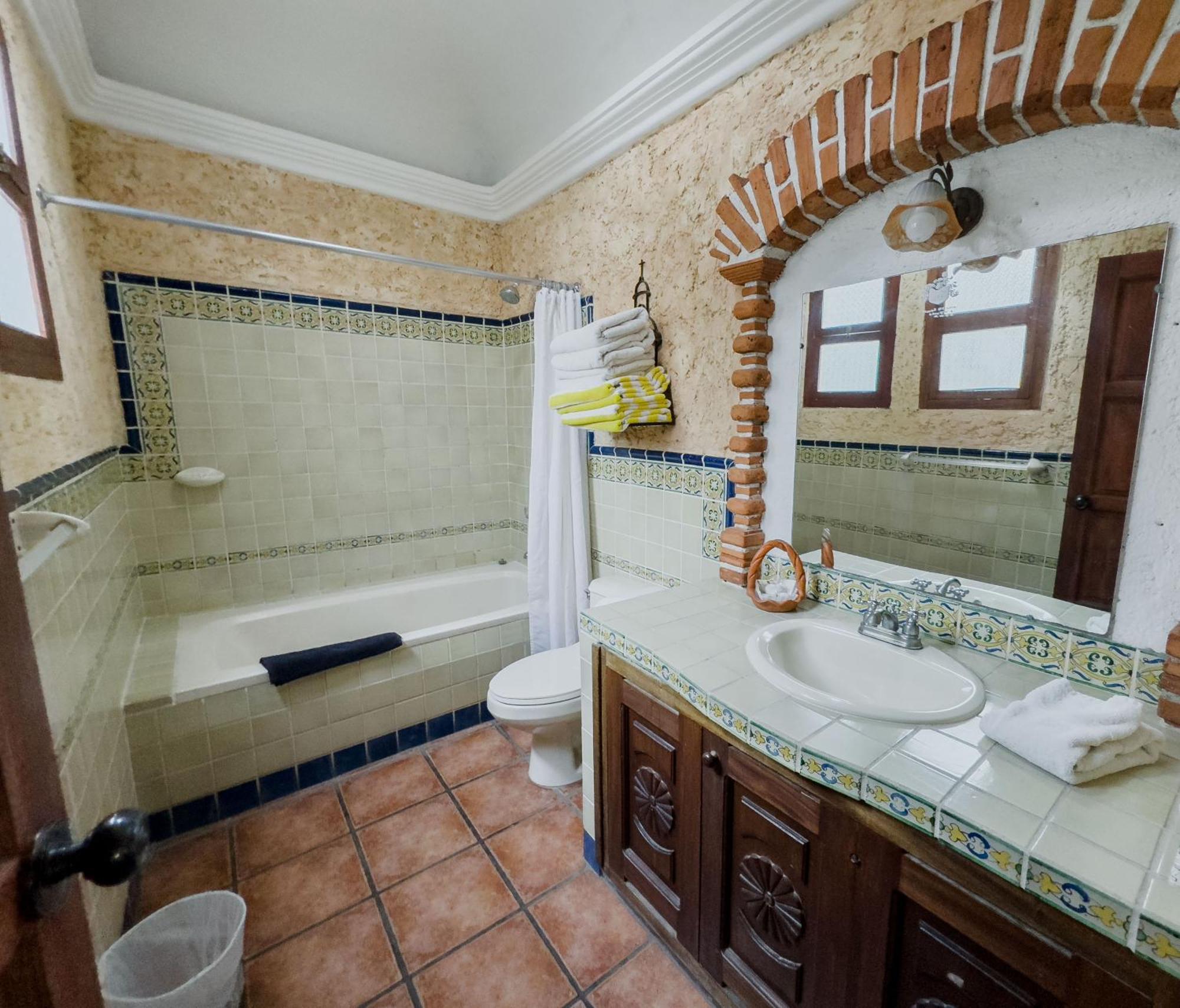 Hotel Real Plaza Antigua Szoba fotó